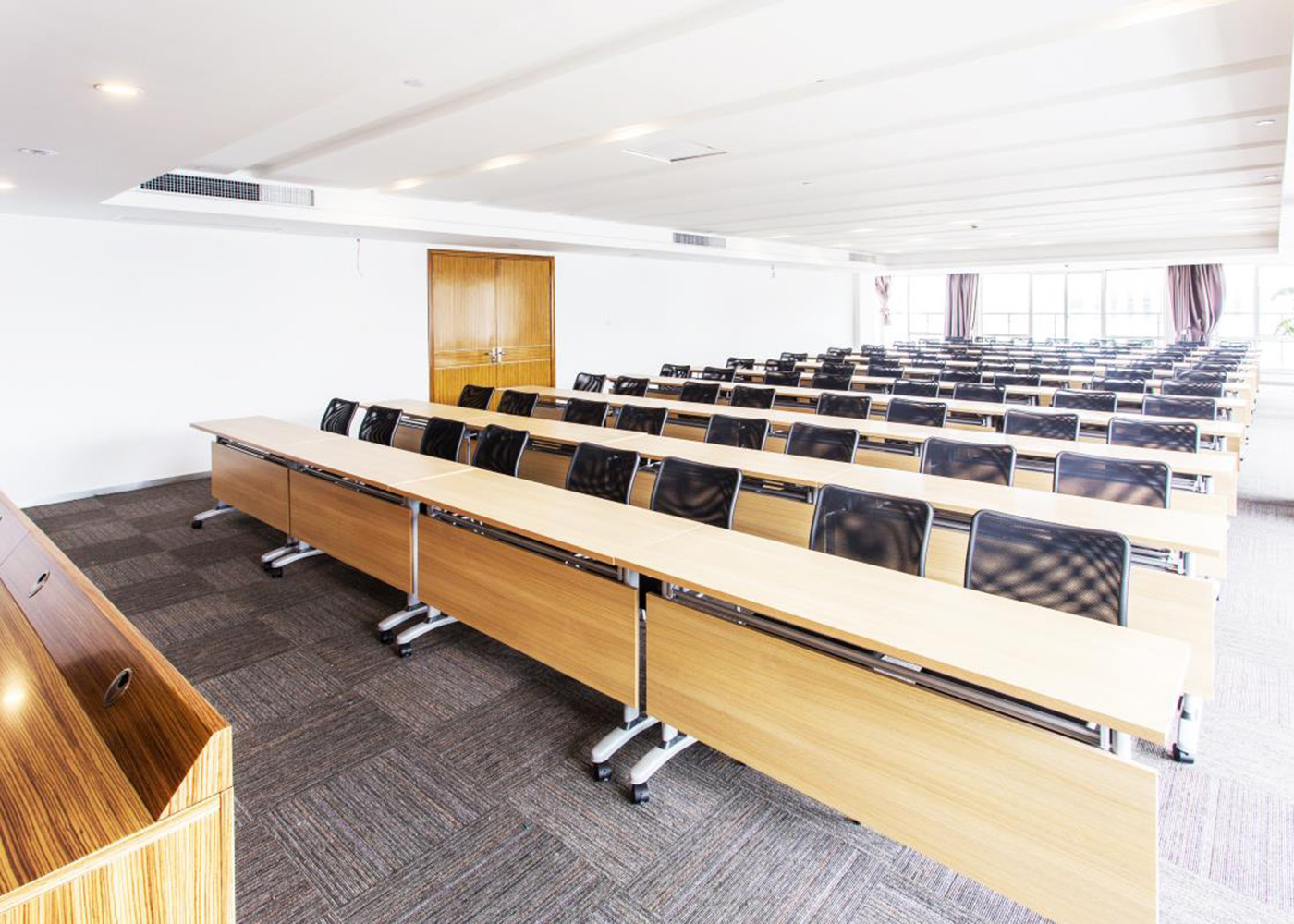 雷蒂斯培訓桌A06,上海培訓桌,【尺寸 價格 圖片 品牌】 雷蒂斯培訓桌A06,上海培訓桌,【尺寸 價格 圖片 品牌】